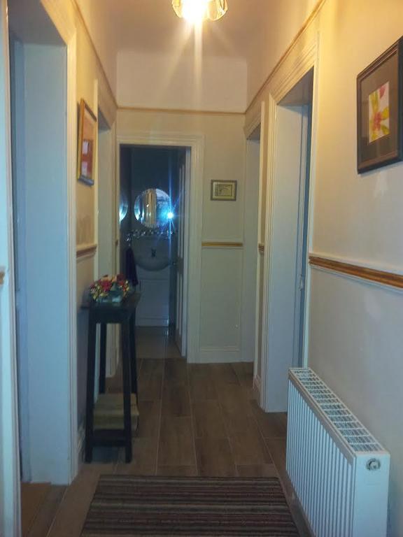 Town House Villa Ennis Eksteriør billede